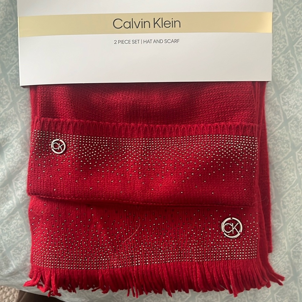 Calvin Klein hat and scarf set